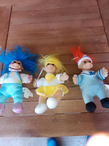 Vintage lot van 3 trollen beschikbaar voor biedingen