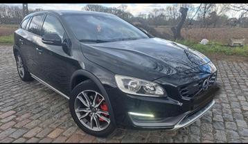 Volvo v60 cross country D3, Auto's, 4 cilinders, Zwart, Leder, V60