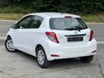 Toyota Yaris 1.3 VVTI essence *18000km* AUTOMATI..., Auto's, Toyota, Automaat, Euro 5, Wit, Bedrijf