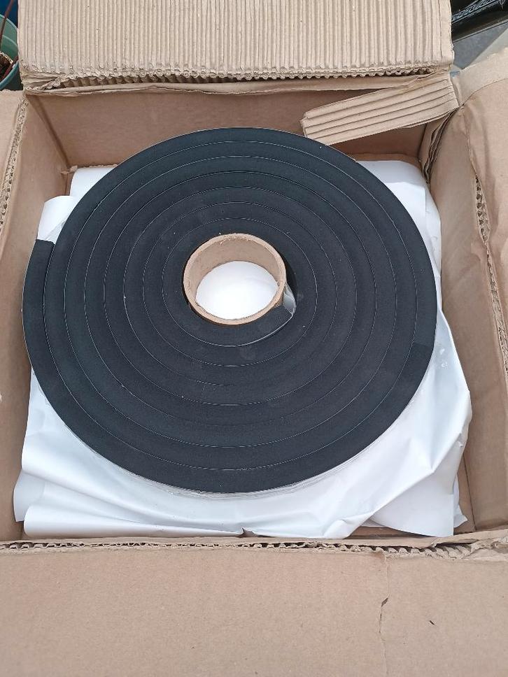 EPDM schuimband (Celrubberband) zelfklevend, Doe-het-zelf en Bouw, Isolatie en Afdichting, Nieuw, Ophalen of Verzenden
