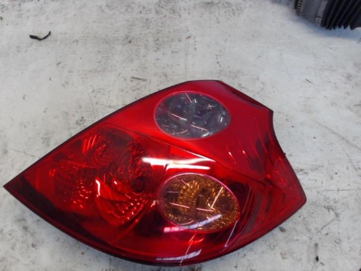 Feu arrière droit Kia Ceed 2007-2009 LP/13308, Auto-onderdelen, Verlichting, Kia, Gebruikt, Ophalen of Verzenden