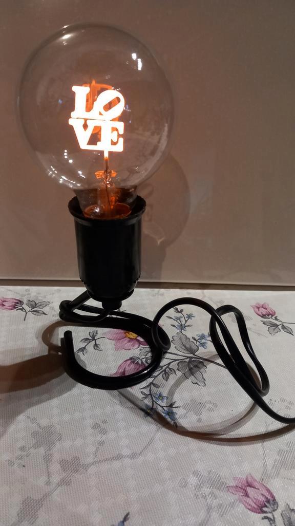 Tafellamp Love van het merk Silly, Huis en Inrichting, Lampen | Tafellampen, Ophalen