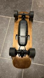 Skateboard électrique Elwing, Sports & Fitness, Skateboard, Comme neuf, Skateboard