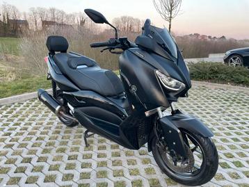 XMAX 300 TECHMAX * CT ok * A2 beschikbaar voor biedingen