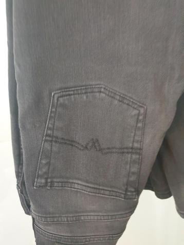 Jean Cimarron taille 29, Enlèvement ou Envoi, Comme neuf