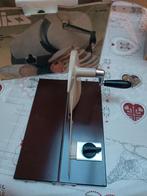 Machine de découpe, Enlèvement