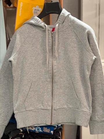 Grijze hoodie van H&M (36). beschikbaar voor biedingen
