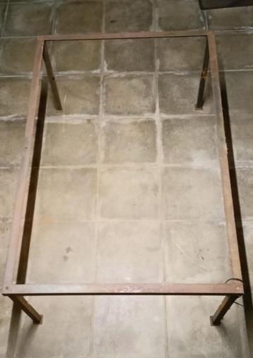 structure de table basse en fer 118*79*48 beschikbaar voor biedingen