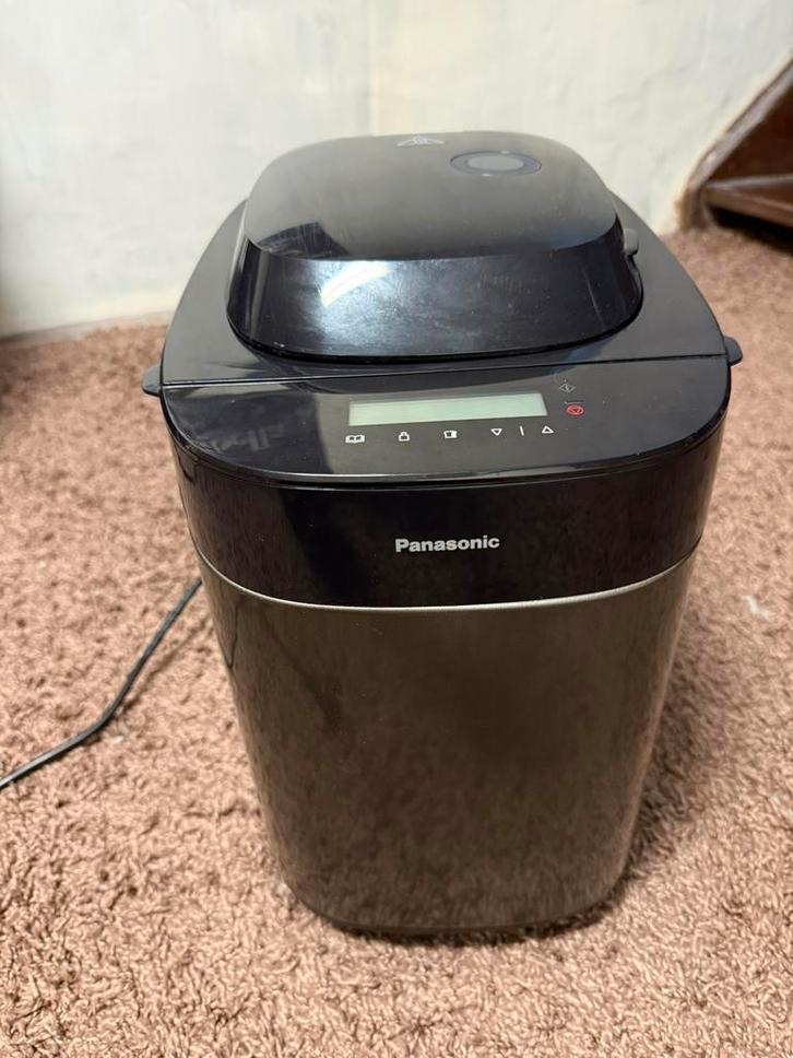 Panasonic broodmachine, Elektronische apparatuur, Broodbakmachines, Zo goed als nieuw, Met timer, 400 tot 800 gram deeg, Meer dan 10 programma's