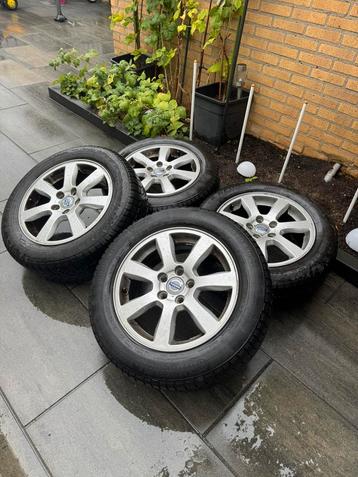 Volvo V70 vanaf 2007 S80 velgen winterbanden beschikbaar voor biedingen