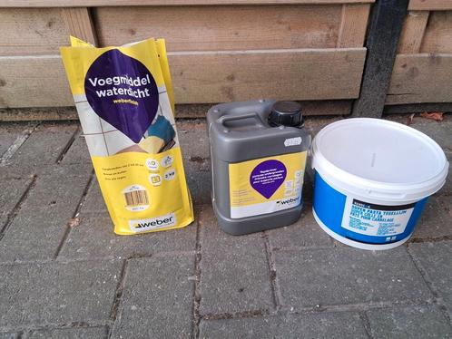 Primer, tegellijm, voegmiddel wit, Doe-het-zelf en Bouw, Tegels, Zo goed als nieuw, Ophalen