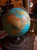 vintage globes prijs €45, Huis en Inrichting, Woonaccessoires | Wereldbollen, Ophalen of Verzenden, Zo goed als nieuw