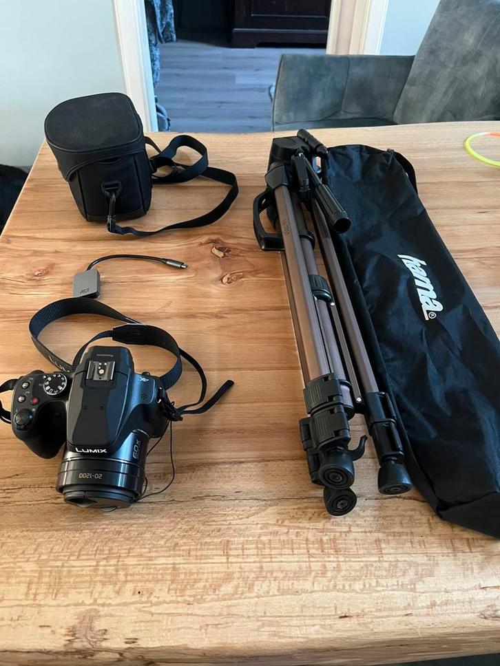 Panasonic Lumix FZ82 bridge camera, TV, Hi-fi & Vidéo, Appareils photo numériques, Comme neuf, Enlèvement