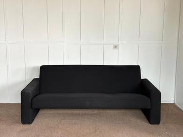 Sofa Artifort 691 beschikbaar voor biedingen