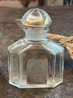 GUERLAIN DJEDI BACCARAT PERFUME ANTIEK FLES, Ophalen of Verzenden, Parfumfles