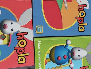 Boekjes van Hopla. In zeer goede staat. 3stuks voor 9€ beschikbaar voor biedingen
