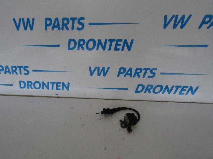 Détecteur airbag d'un Volkswagen Touareg, Autos : Pièces & Accessoires, Autres pièces automobiles, Volkswagen, Utilisé, 3 mois de garantie