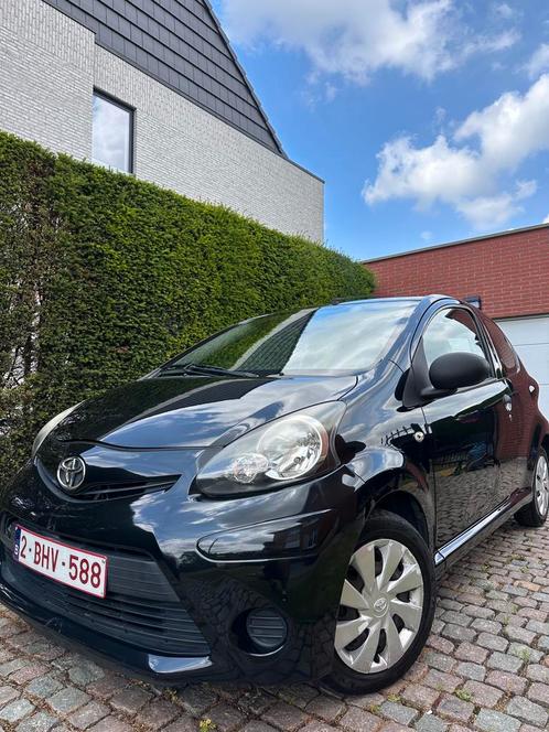 TOYOTA AYGO | 1.0l BENZINE | 115xxx KM | (prijs bespreekbaar, Auto's, Toyota, Particulier, Aygo, Benzine, Euro 5, 3 deurs, Handgeschakeld