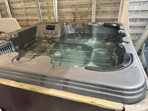Grote jacuzzie, Tuin en Terras, Bubbelbaden en Hottubs, Pomp, Ophalen