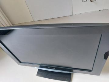 tv panasonic  hd lcd 32 inch 