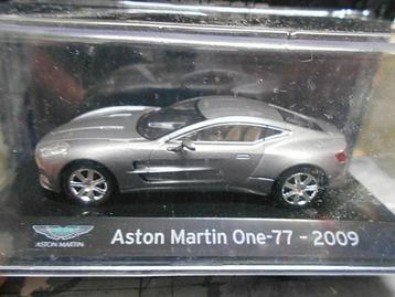 ASTON MARTIN V12 ONE 77 Silver 2009 1/43 Ixo UH Neuve +Boite