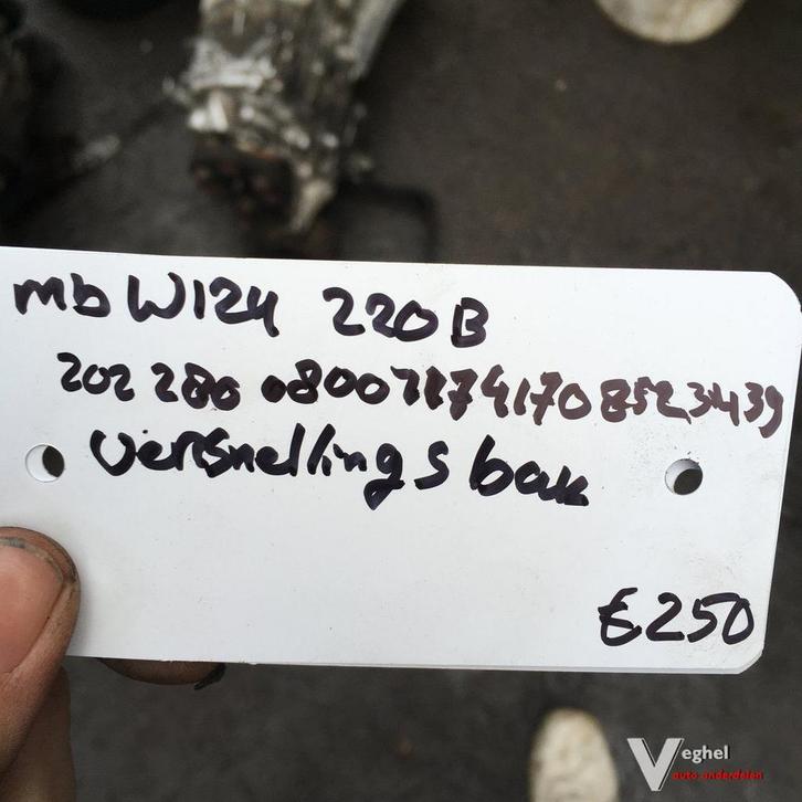 Mercedes w124 220 Benzine Versnellingsbak, Auto-onderdelen, Transmissie en Toebehoren, Gebruikt, Ophalen
