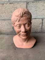 Buste terre cuite Nicole Baken, Enlèvement