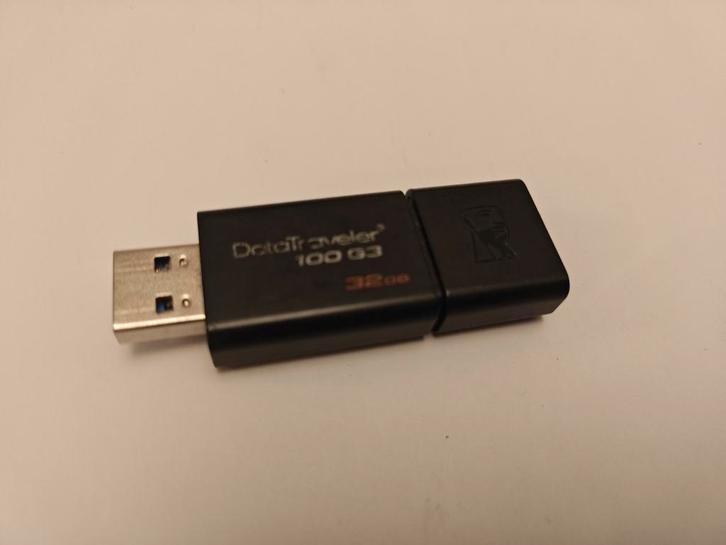 Cle USB 32Gb de marque kingston Datatraveler USB3.0, Informatique & Logiciels, Clés USB, Comme neuf, Enlèvement ou Envoi