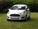 Ford Fiesta 03/2014 97000 km Distributie ok Garantie 12 M., Auto's, Voorwielaandrijving, Stof, 4 cilinders, Wit