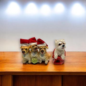 Kerstminiatuurfiguren van Shar-Pei en Westie in hars