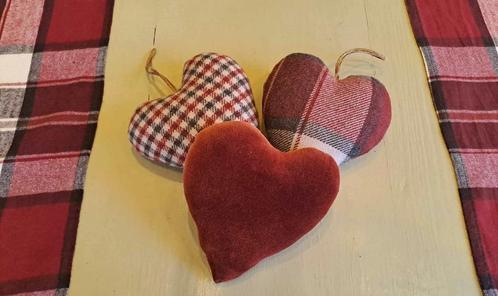 VALENTIJN  (en meer) warm tafelset, Hobby en Vrije tijd, Feestartikelen, Ophalen of Verzenden