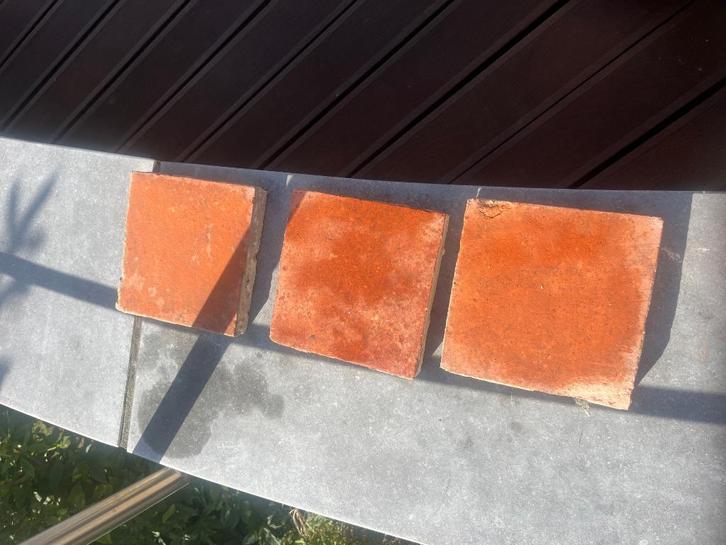 Tomettes anciennes en terre cuite, Doe-het-zelf en Bouw, Vloerdelen en Plavuizen, Gebruikt, Plavuizen, Steen of Klei, Minder dan 50 cm