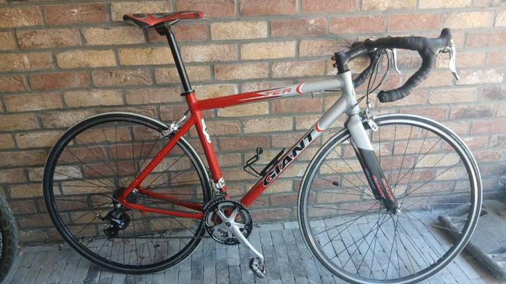 Laartste kans om te bieden!!!     Giant TCR Medium, Fietsen en Brommers, Fietsen | Racefietsen, Gebruikt, Giant, Ophalen