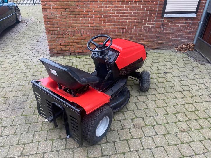 Mtd zitmaaier met opvangbak!, Tuin en Terras, Zitmaaiers, Zo goed als nieuw, Opvangbak, Ophalen