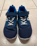 Sportschoenen maat 39, Kinderen en Baby's, Kinderkleding | Schoenen en Sokken, Ophalen, Zo goed als nieuw, Sportschoenen