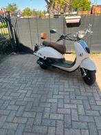 Btc retro scooter 2016 AKlasse, Fietsen en Brommers, Ophalen, Zo goed als nieuw