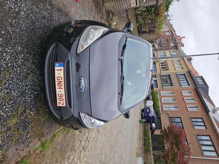 Voorvork ka 2010 - Benzine - Handgeschakeld - 237.000 km, Auto's, Ford, Particulier, Ka, Airconditioning, Zetelverwarming, Benzine