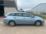 Toyota auris hybride break, Auto's, Toyota, Stof, 4 cilinders, Blauw, USB