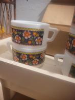 Set van 11 vintage koffiekopjes met bloemenpatroon van Arcop