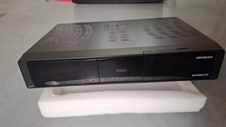 Satellietontvanger ReBox RE-8500HD PVR, Audio, Tv en Foto, Decoders en Harddiskrecorders, Zo goed als nieuw, Harddiskrecorder