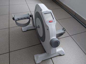 Crivit Mini-Trainer 2-in-1 beschikbaar voor biedingen