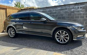 Volkswagen Passat1.8 TSI DSG Highline Pano Keyless Led Navi  beschikbaar voor biedingen