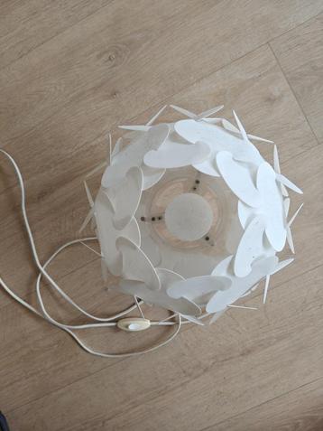 Ikea lamp  beschikbaar voor biedingen