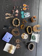 Set juwelen, Handtassen en Accessoires, Kettingen, Goud, Kunststof, Ophalen of Verzenden, Zo goed als nieuw