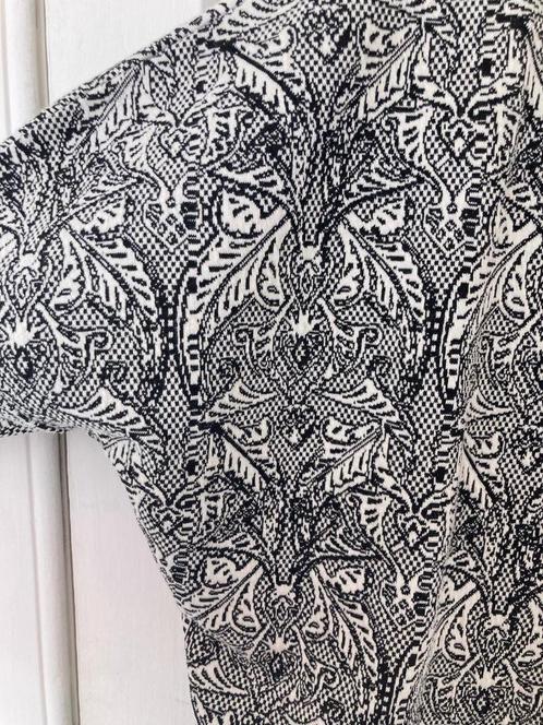 Kimono vest (maat S, merk: Soaked in Luxury), Kleding | Dames, Truien en Vesten, Zo goed als nieuw, Maat 36 (S), Zwart, Ophalen