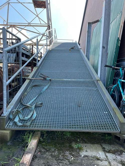 Mooie loop trap gegalvaniseerd |loopbrug gegalvaniseerd, Bricolage & Construction, Échelles & Escaliers, Comme neuf, Escalier