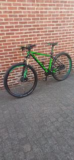 Scott scale 750 mountainbike ( maat medium), Fietsen en Brommers, Ophalen, Gebruikt