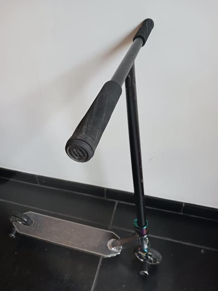 step - Oxelo Freestyle Step Mf 36 V5 Neochrome, Fietsen en Brommers, Steps, Gebruikt, Overige typen, Ophalen