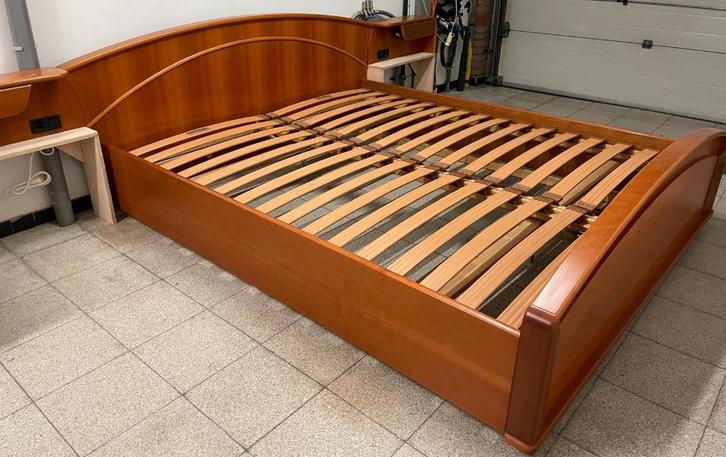 Groot bed kerselaar met verstelbare lattenbodems (90 x 210), Maison & Meubles, Chambre à coucher | Lits, Utilisé, Deux personnes