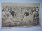 Postkaart Le Zoute: A l'entrainement - Learning to swim, Affranchie, Flandre Occidentale, 1920 à 1940, Enlèvement ou Envoi